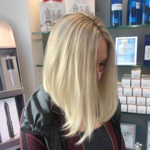 Blonde Highlights and Precision Haircut